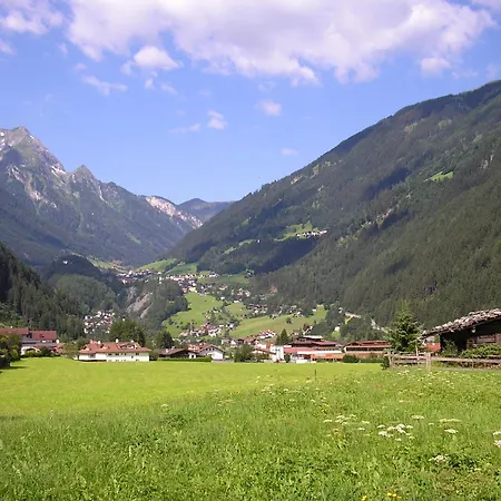 Haus Gruenbergblick Mayrhofen